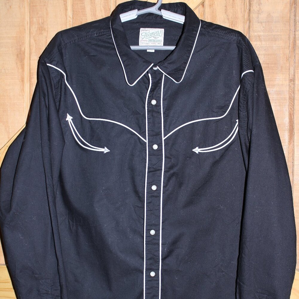 Black Western-Style Button-Down Shirt with White Piping by
